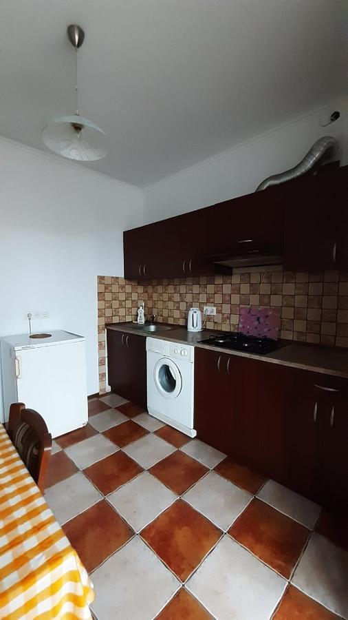 Apartment Na Saharova Ivano-Frankivszk Kültér fotó